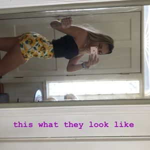 AMERICAN APPAREL SUNFLOWER SHORTS 🌻